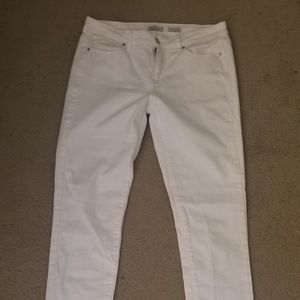 White Calvin Klein ultimate skinny Jean's. Size 6